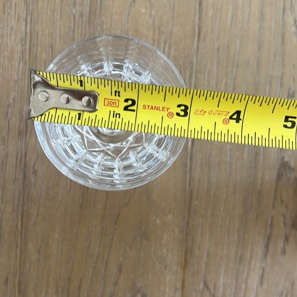 Vintage Crystal Wine Glass in Excellent Vintage Condition - Picture 6 of 6